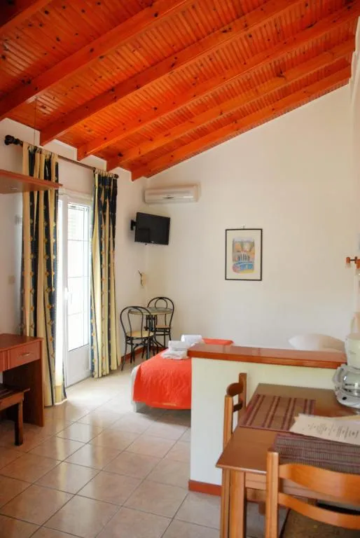 Stefanos Place