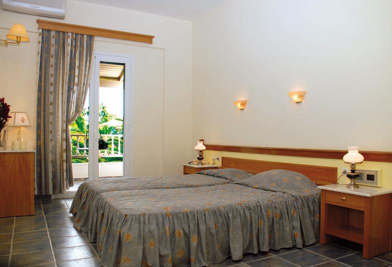dal travel Acharavi Beach Hotel
