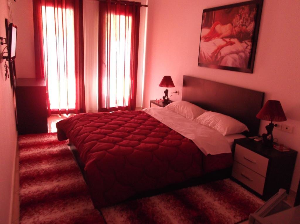 Haris Hotel