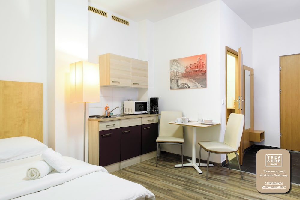 Hotel Treasure Home Apartment 1050