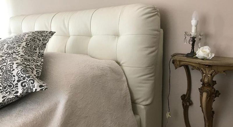 Hotel Fleur Blanche Bed And Breakfast