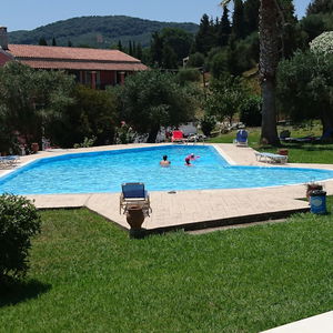Hotel Stefanos Resort cazare Mesongi