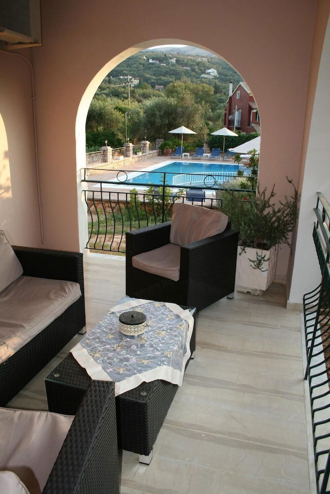 Hotel Emily's Apartments