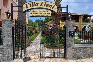 Hotel Villa Eleni cazare Roda