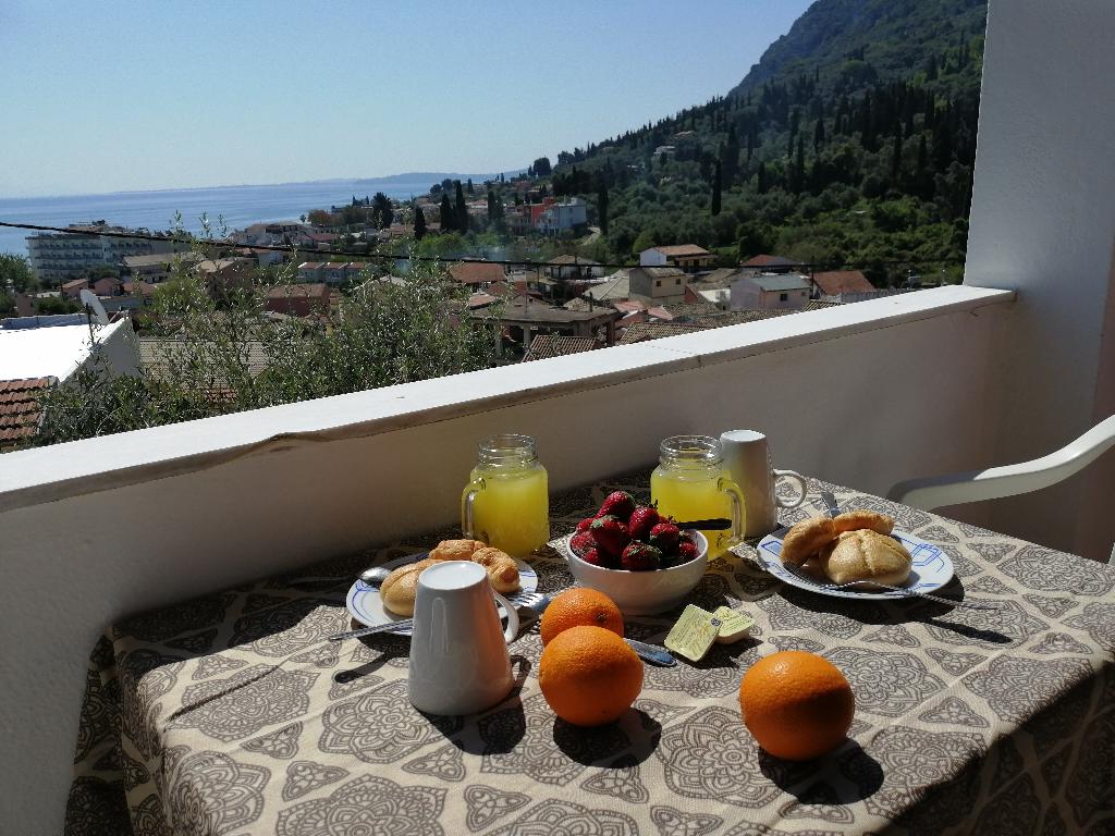 Hotel Roza Studios