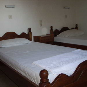 Hotel Makis Louvlis Apartments cazare Mesongi