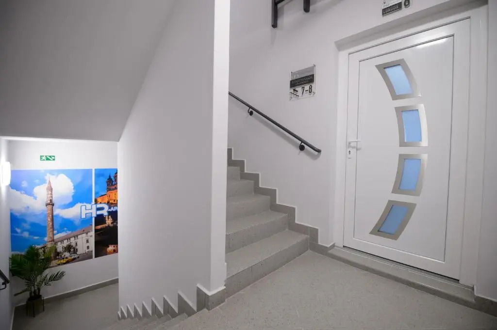 Hotel Hr Apartmanház