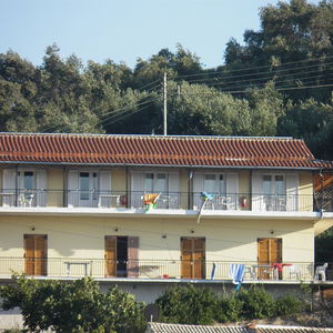 Hotel Fatiras Studios cazare Kassiopi