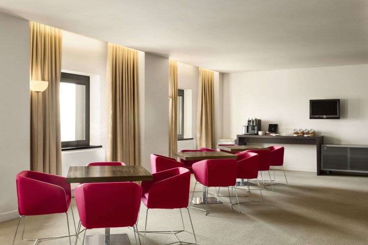 Ramada Plaza By Wyndham Bucharest Convention Center