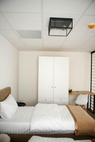 Friends Residence Apartments