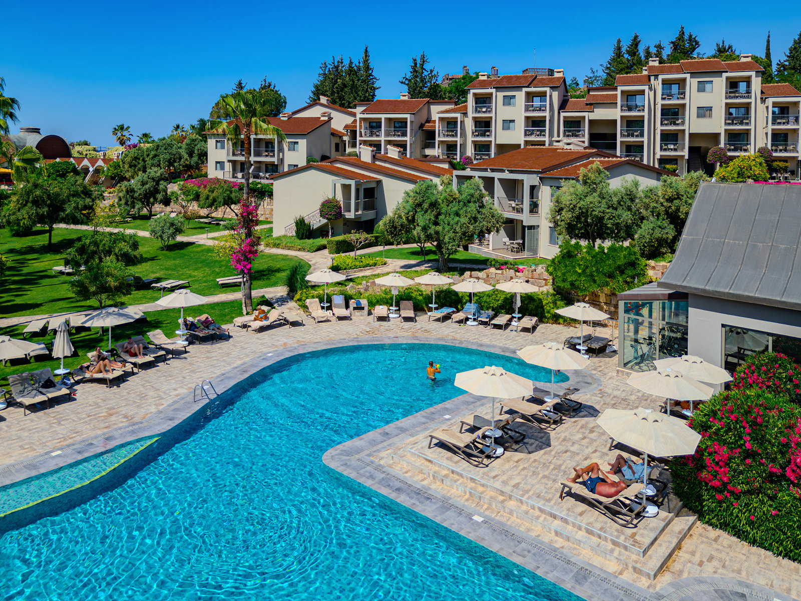 Arum Barut Collection