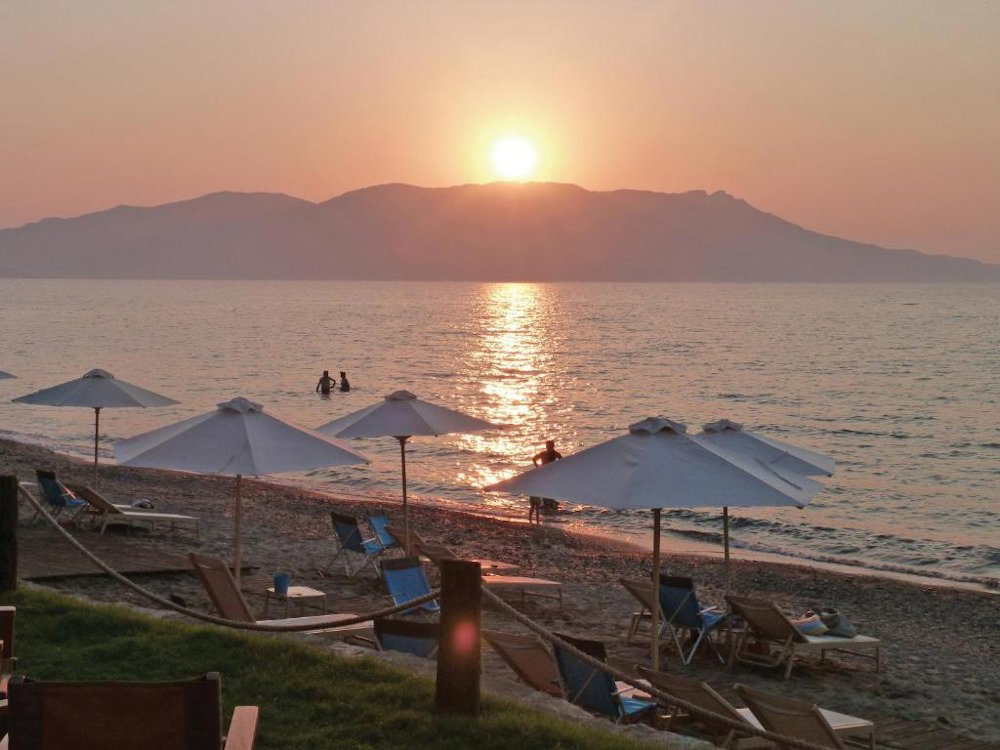 dal travel Azure Beach