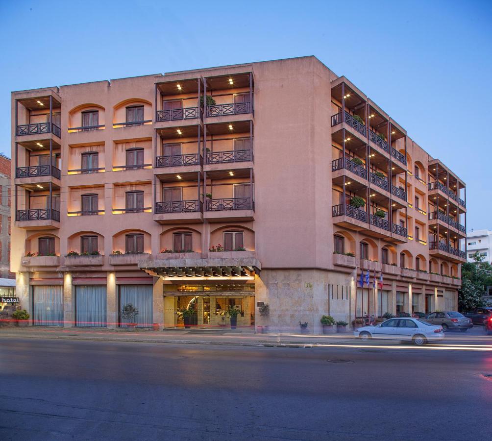 dal travel Akali Hotel