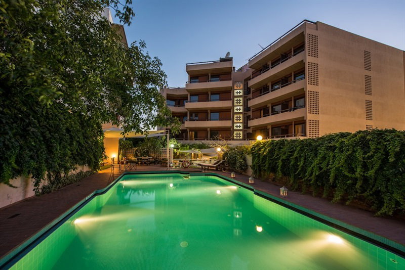 dal travel Akali Hotel