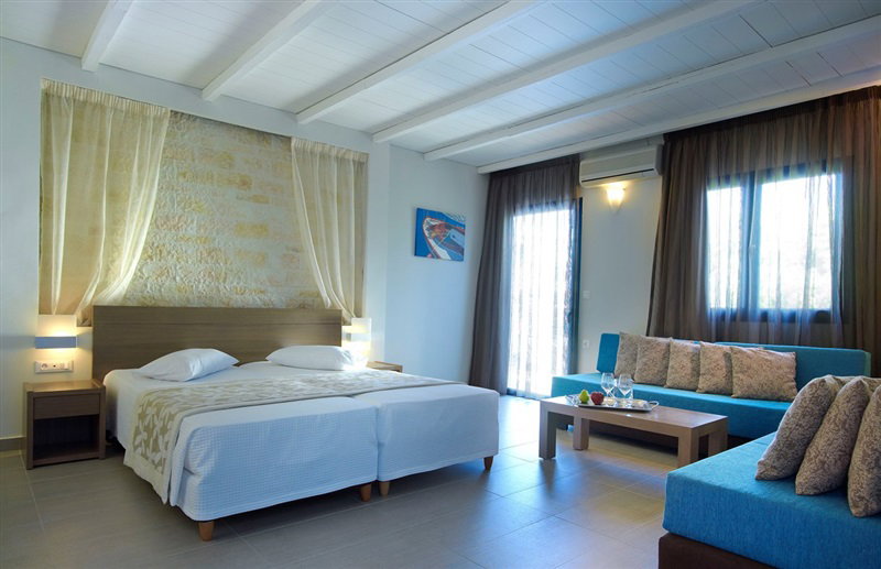 dal travel Minos Village