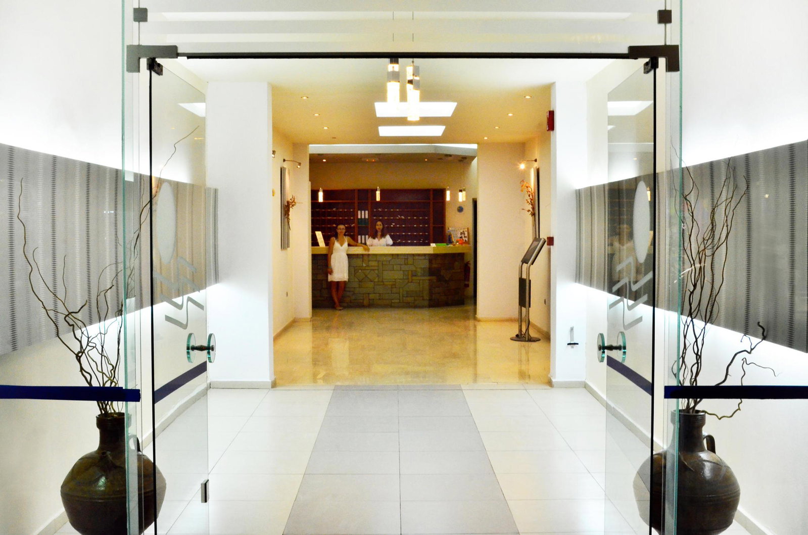 dal travel Marathon Hotel