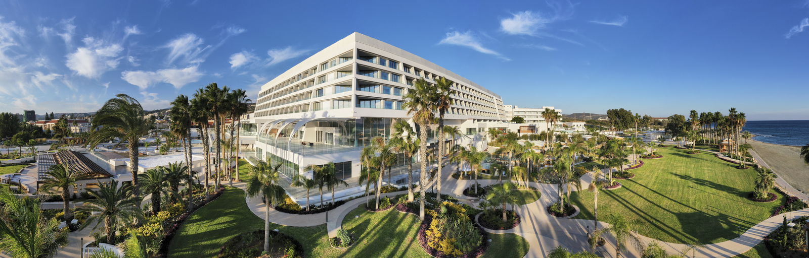 Hotel Parklane Resort & Spa