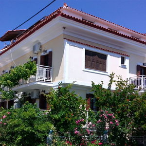 Hotel Pigi cazare Iraio