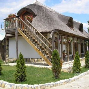 Hotel Casa cu flori Murighiol cazare Crisan