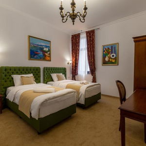 Hotel Carolina Heritage cazare Alba Iulia