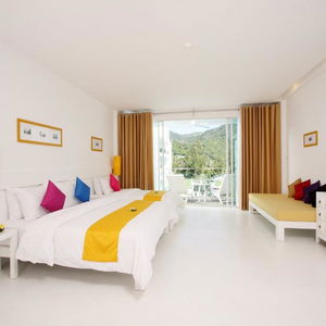 Sejur The Old Phuket - Karon Beach Resort vacanta Phuket