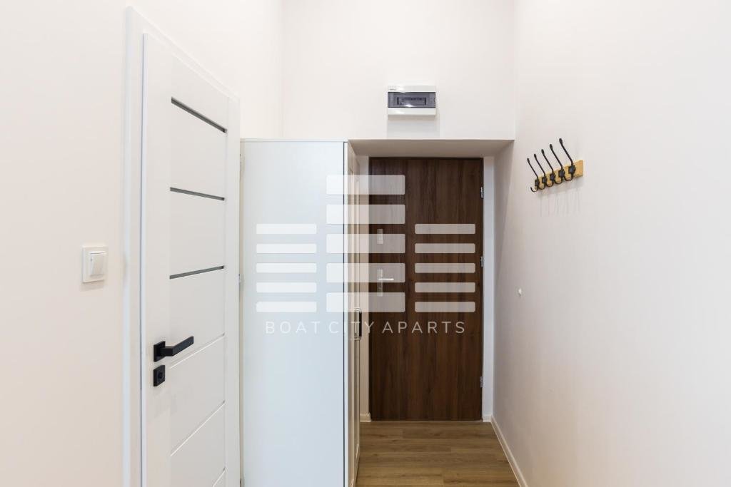 Hotel Boat City Aparts - Dworzec Łódź Fabryczna