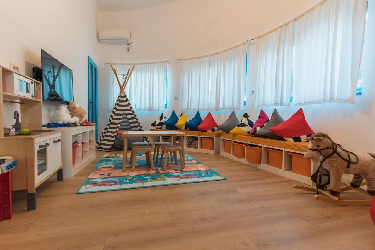 5 Chirpici - Small Traditional Resort