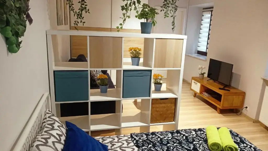 Hotel Apartament Granatowy Świętoduska 12