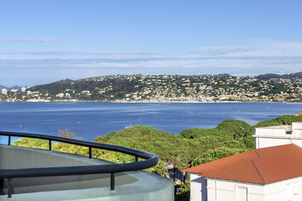 Hôtel Le Grand Pavois Antibes Juan-Les-Pins, France