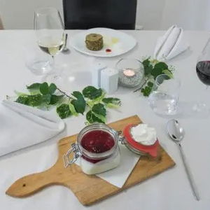 Hotel Mlada Lipa Guesthouse cazare Maribor