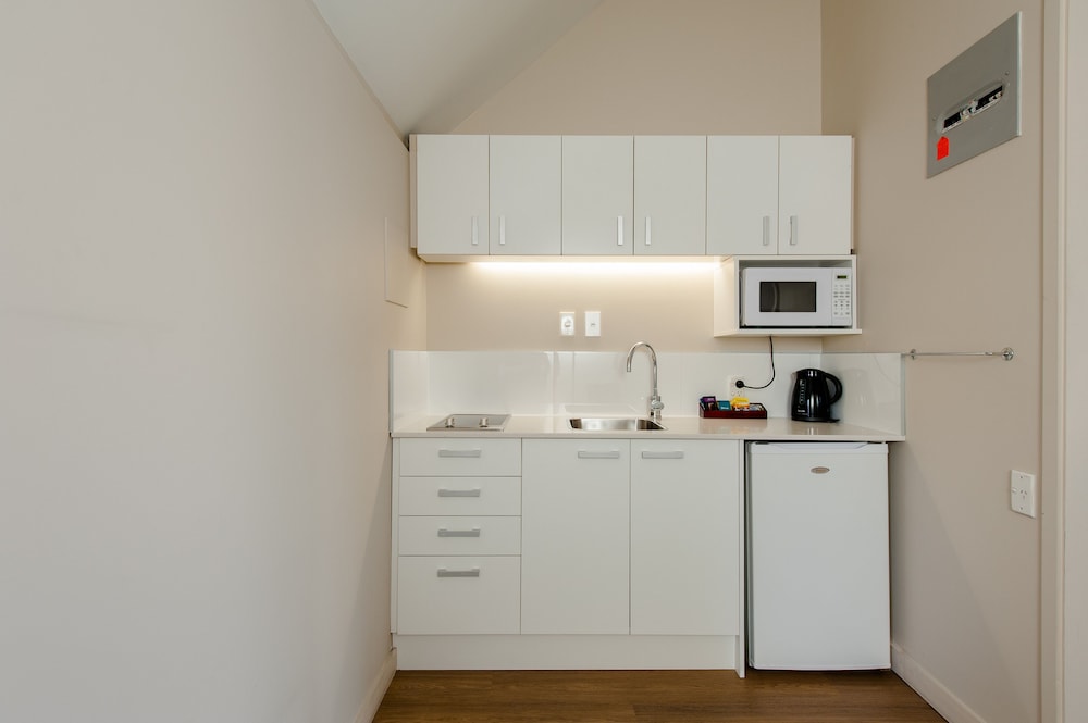 Hotel Belmont Motor Inn