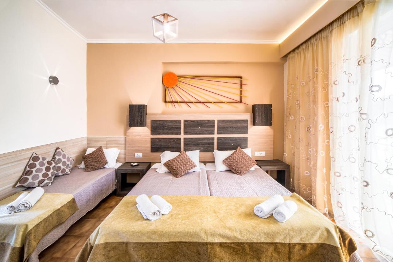 Acapulco Marinos Studios & Apartments