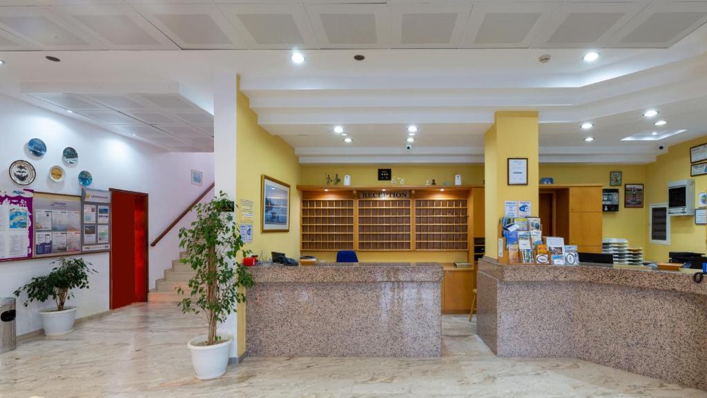 Tropical Sol Hotel