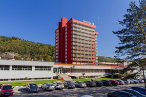 Hotel Complex Balnear Cozia - Corp Caciulata cazare Calimanesti-Caciulata