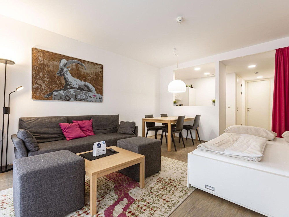 Hotel Apartment Near Ski Slope