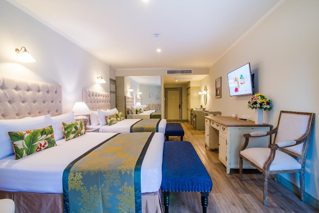 Hotel Anantasila Beach Resort Hua Hin