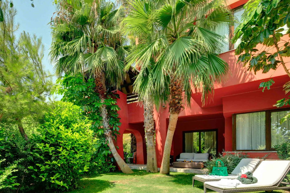 Asia Gardens Hotel & Thai Spa