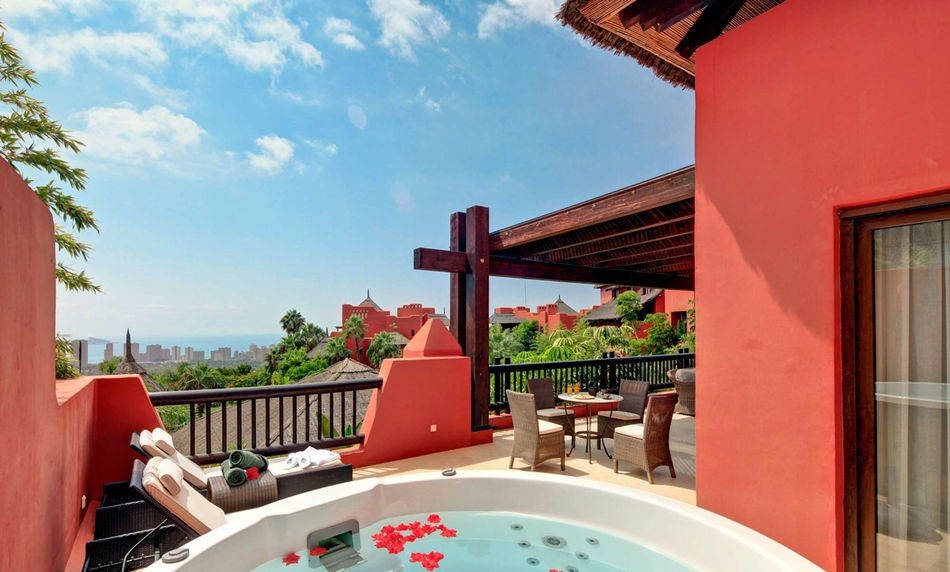 Asia Gardens Hotel & Thai Spa