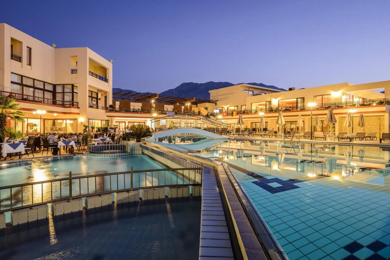 dal travel Vantaris Palace