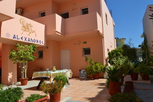 Hotel Alexandros Apartments cazare Creta - Chania