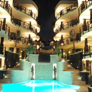 Sejur El Taj Oceanfront And Beachside Condos vacanta Playa del Carmen