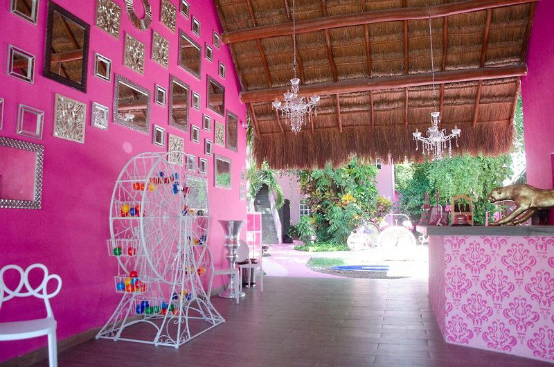 Hotel Mala Vecindad Playa Hotel