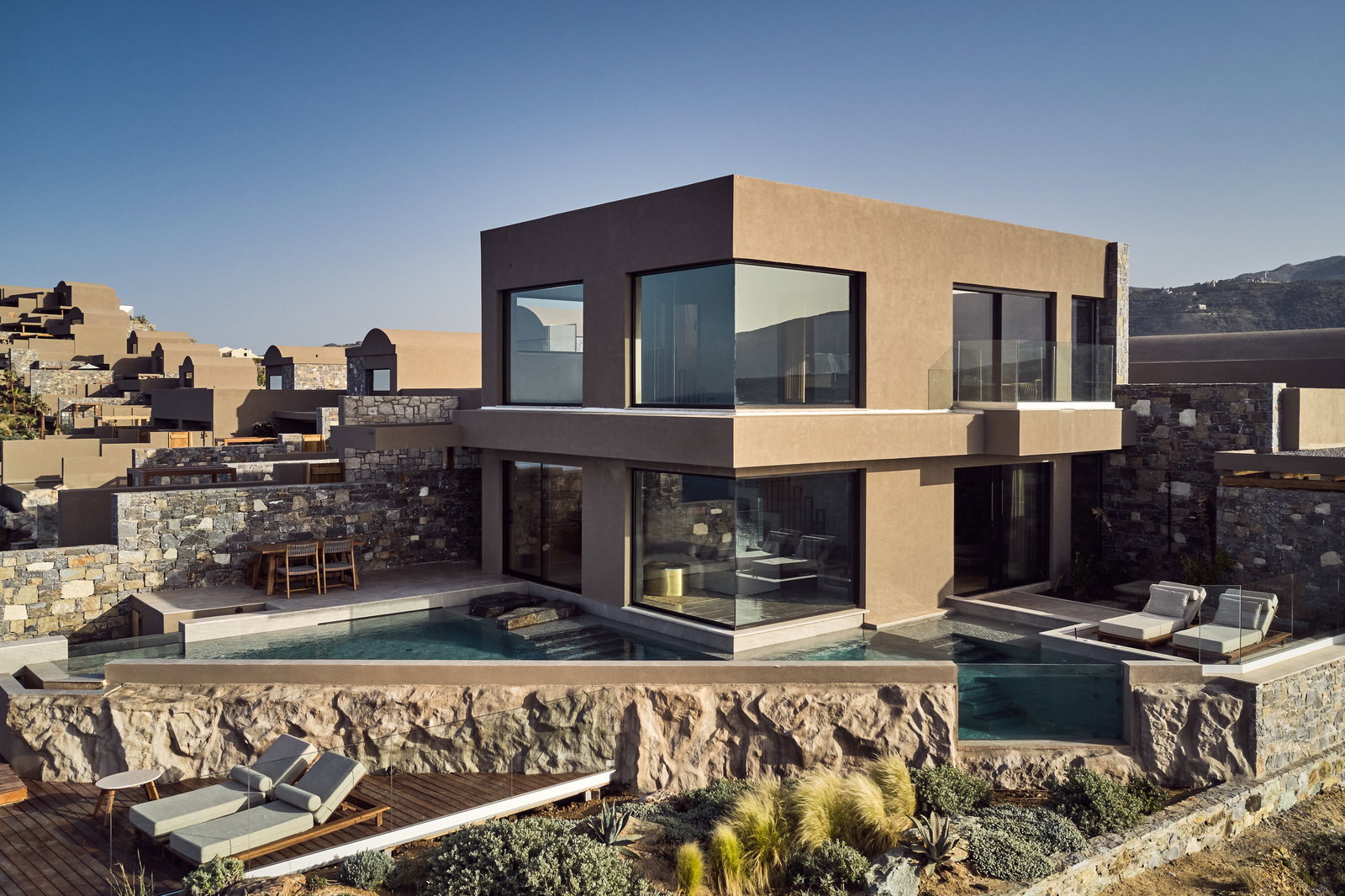 dal travel Acro Suites - A Wellbeing Resort