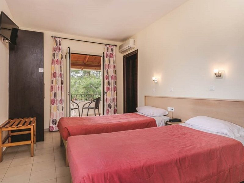 Kamari Apartments