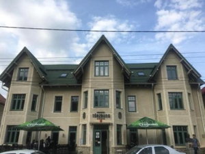 Hotel Conacul Törzburg cazare Bran