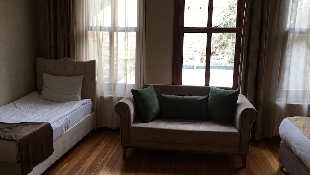 Nuray Hotel