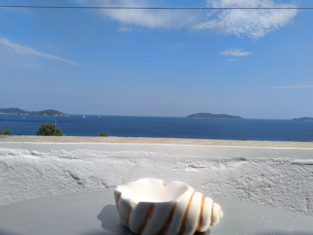 Azalea View Skiathos Studios