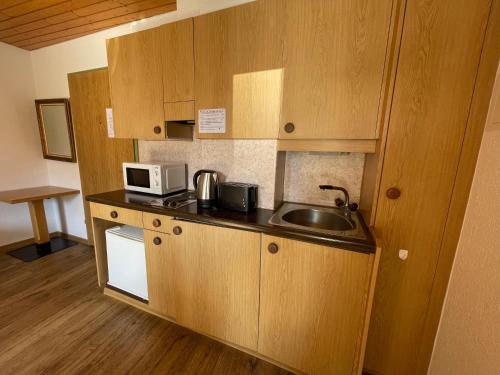 Hotel Downtown Apartment 9