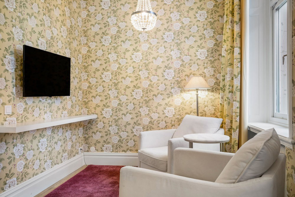 Linnea, Sure Collection By Best Western