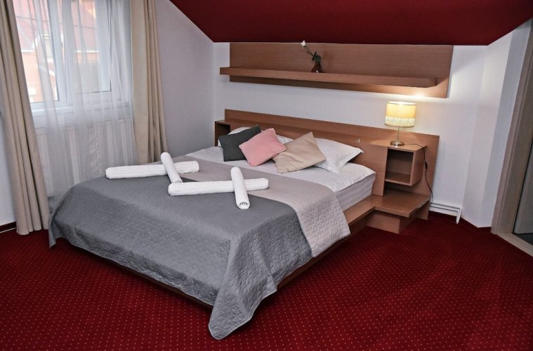 Hotel Green Wood Residence